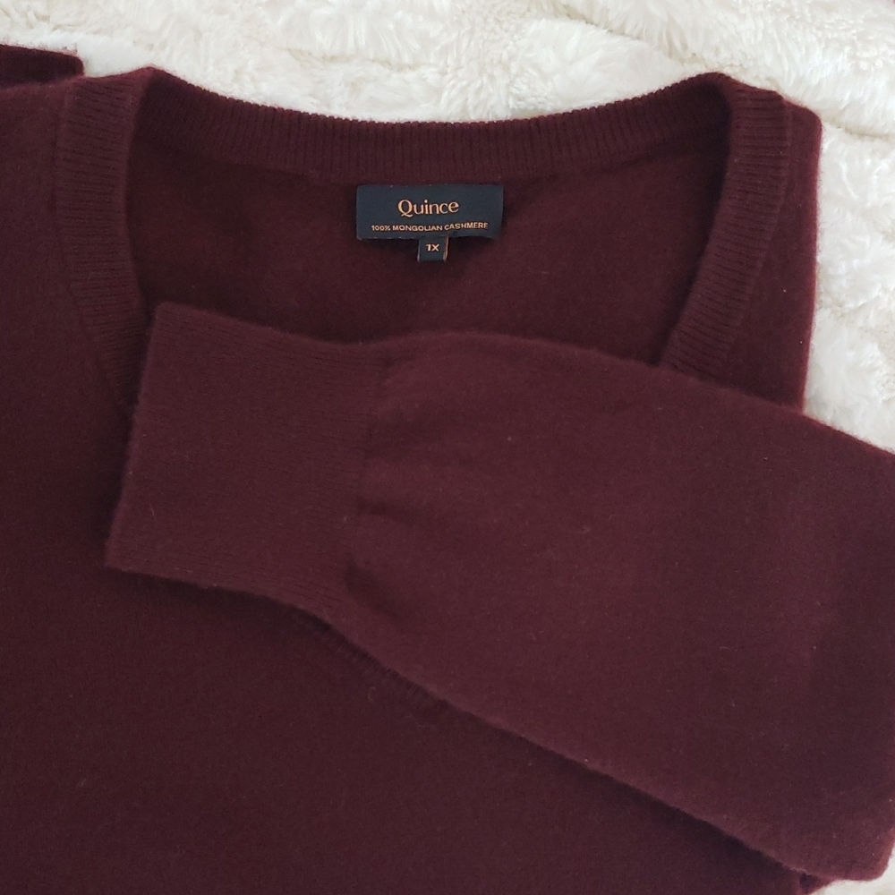 Quince Burgandy V-Neck Sweater Soft Cashmere 1X